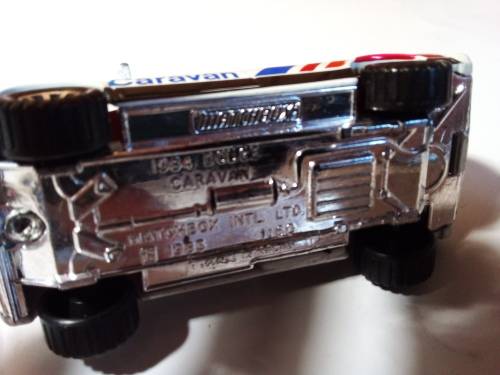 Matchbox 1984 Dodge Caravan Die Cast
