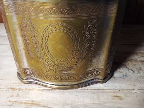 Vintage Silver Plate Tea Caddy?