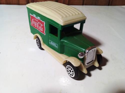 Hard Plastic Vintage Van 8cm