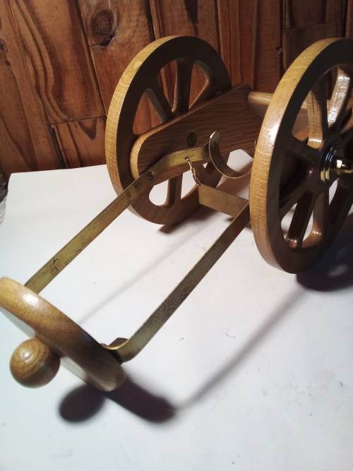 Wooden Bottle Holder with Three Ships Tag (S38)