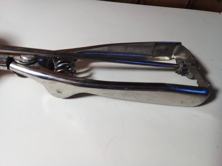 Spring Action Metal Ice Cream Scooper