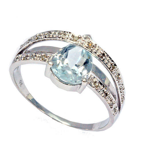 9K WHITE GOLD GENUINE AQUAMARINE AND DIAMOND RING