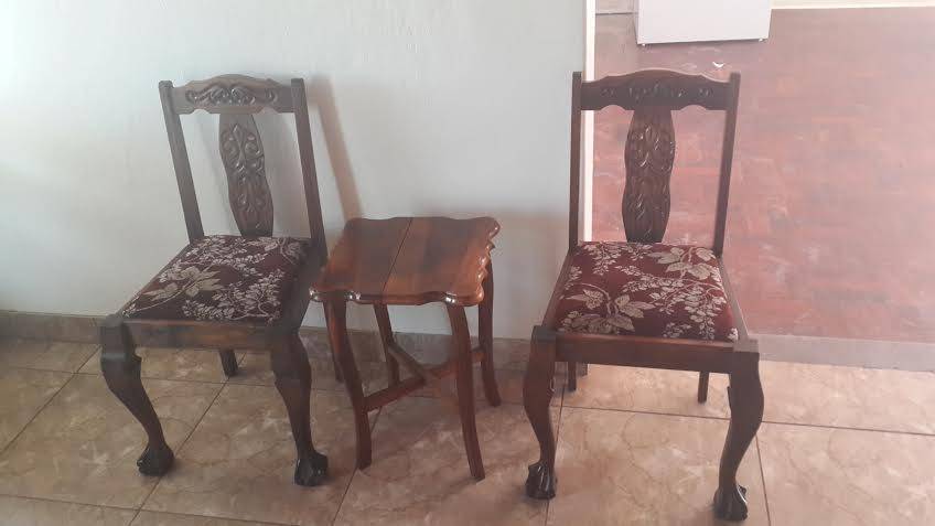 WOW! 2 ANTIQUE BALL AND CLAW CHAIRS AND SIDE TABLE ALL FOR ONE BID !!MASSIVE BARGAIN