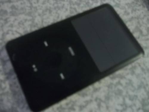 I POD  MADNESS CRAZY START  PLEASE READ WORTH BARGAIN CHRISTMAS GIVE AWAY  LOCAL