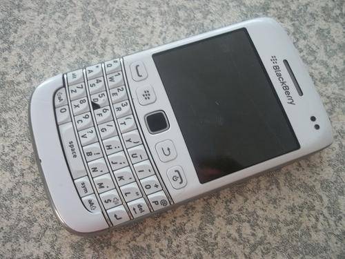 Black berry bold PHONE CHRISTMAS OFFER START R 1 PLEASE READ THIS BARGAIN NOT TO BE MISS