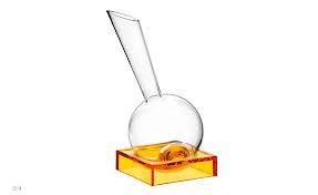 WOW!!! AMAZING ITALESSE DECANTER BY ITALIAN DESIGNER "ARCHIKO" MINT CONDITION VALUE R1200