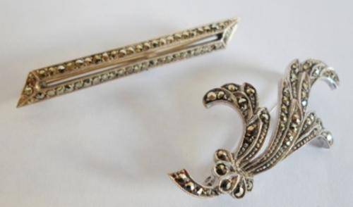 WOW!! 2 X VINTAGE SILVER & MARCASITE BROOCHES 1 IS 935 THE OTHER IS 835 SILVER
