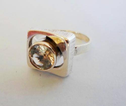 DESIGNER!! FINLAND STEN & LAINE TURKU 1980 STERLING SILVER & WHITE TOPAZ RING SIZE M
