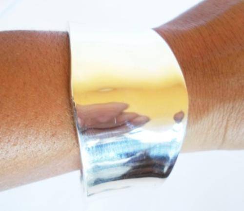 WOW!! GIGANTIC VINTAGE STERLING SILVER BANGLE 90mm X 75mm X 38mm 36gr VALUE R1800