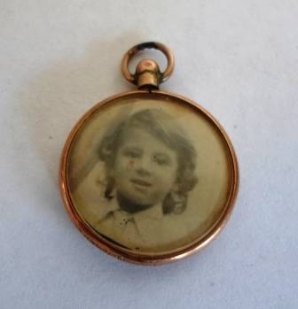 WOW!! EDWARDIAN 1911 CHESTER 9ct ROSE GOLD PHOTO LOCKET BY D&CO 2,8g WOW!! WOW!