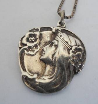 MAGNIFICENT!! VINTAGE ART NOUVEAU STYLE STERLING SILVER PENDANT WITH CHAIN  10,6g  WOW!!