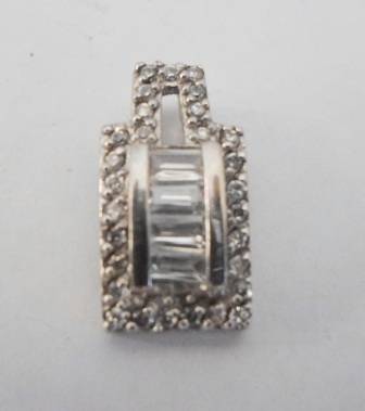 WOW!! BEAUTIFUL STERLING SILVER & CZ PENDANT 4,5g   WOW!! WOW!!