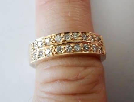 SPECTACULAR!! VINTAGE 9ct GOLD  0.54ct MULTIPLE DIAMOND RING 5,6g SIZE L  VALUE R7950