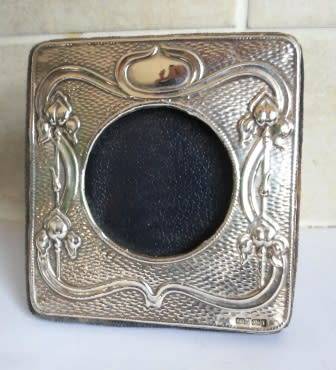 RARE!!! ART NOUVEAU STYLE 1993 HALLMARKED SOUTH AFRICAN SILVER PHOTO FRAME BY P.M  WOW!!
