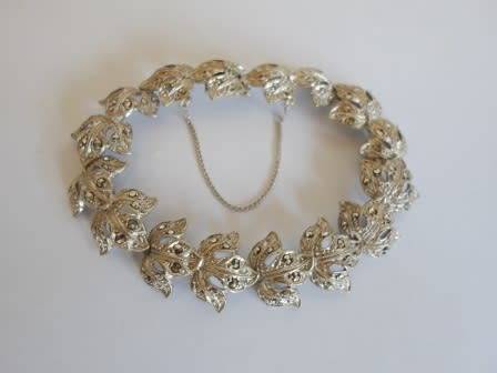 EXQUISITE!! STERLING SILVER, MARCASITE BRACELET CIRCA 1950's 20,1g VALUE R1200 WOW!!