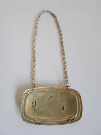 LOVELY!! VINTAGE SA STERLING SILVER DECANTER LABEL 15,6g WOW!!