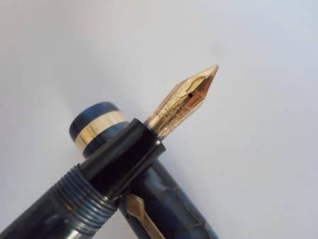 WOW!! VINTAGE CONWAY STEWART 84 BLUE MARBLED FOUNTAIN PEN WITH 14ct GOLD NIB VALUE R1000 WOW!!