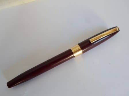 WOW!! VINTAGE SHEAFFER FOUNTAIN PEN 100% WORKING VALUE R695 WOW!!