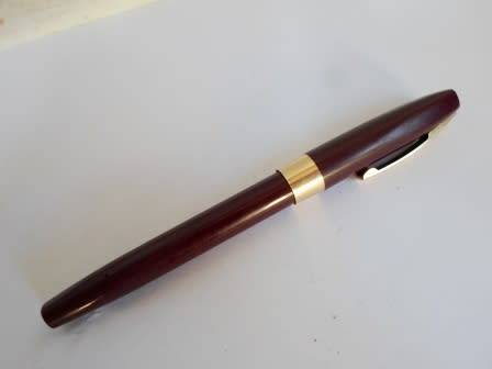 WOW!! VINTAGE SHEAFFER FOUNTAIN PEN 100% WORKING VALUE R695 WOW!!