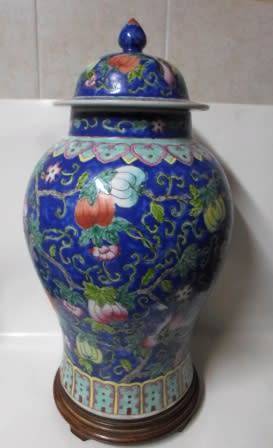 WOW!! HUGE SIGNED CHINESE BLUE GROUND GINGER JAR WITH WOODEN STAND 500 X 240mm STUNNING WOW!!