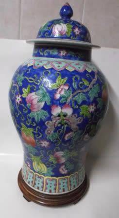 WOW!! HUGE SIGNED CHINESE BLUE GROUND GINGER JAR WITH WOODEN STAND 500 X 240mm STUNNING WOW!!