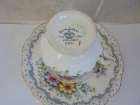 STUNNING!! ROYAL ALBERT "GEM" COFFEE DUO MINT CONDITION!!