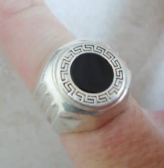 WOW!! LARGE STERLING SILVER & ONYX VERSACE STYLE RING  SIZE R  7,9g   WOW!!