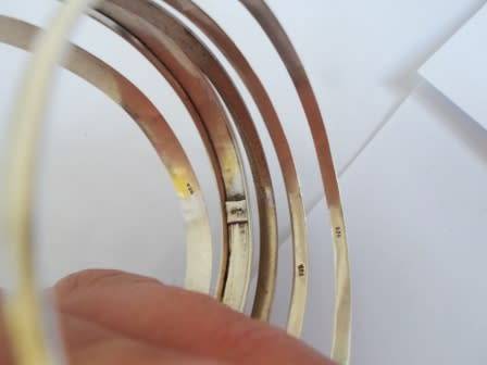 WOW!! COLLECTION OF VINTAGE STERLING SILVER BANGLES(8mm, 7mm, 4mm, 2 X 3mm)  41,5g WOW!!
