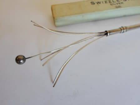 WOW!! 1921 BIRMINGHAM SILVER SWIZZLE STICK BY D&F WITH ORIGNAL BOX  4,5g   WOW!!