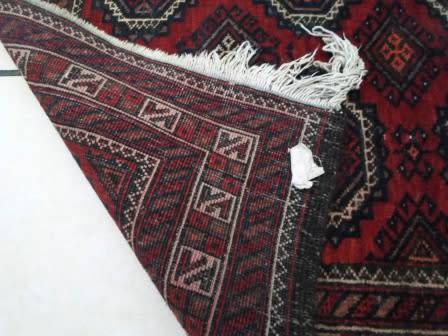 WOW!! STUNNING VINTAGE PERSIAN CARPET 1460 X 790mm VALUE R2500