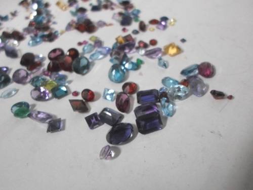 WOW!! 83,50ct COLLECTION OF MIXED GEM STONES STUNNING STONE!! WOW!!