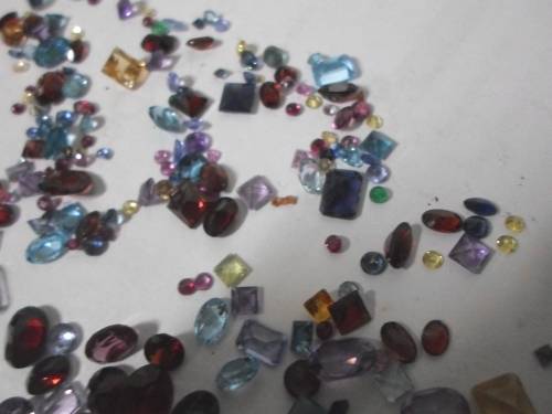 WOW!! 83,50ct COLLECTION OF MIXED GEM STONES STUNNING STONE!! WOW!!
