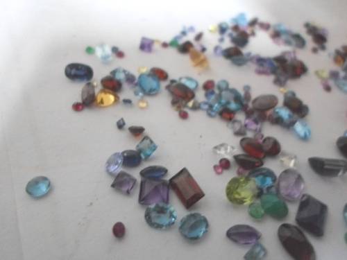 WOW!! 83,50ct COLLECTION OF MIXED GEM STONES STUNNING STONE!! WOW!!