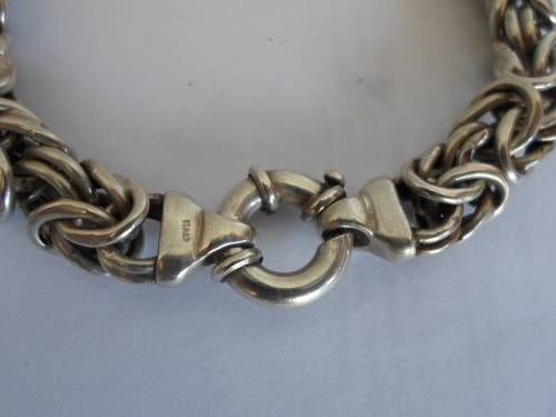 SPECTACULAR!! HEAVY STERLING SILVER BRACELET WITH SIGNORETTI CLASP  31,9g VALUE R1500 WOW!!
