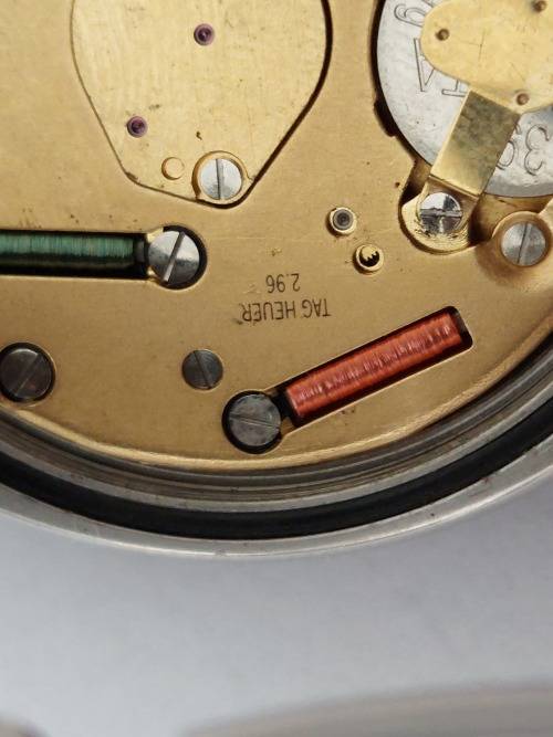 Vintage 1990`s Tag Heuer formula 1 (CA 1210 - RO) MENS quartz watch value R8500
