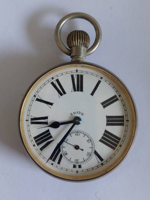 Huge!! Victorian Goliath 8 day pocket watch 100% working Value R4500