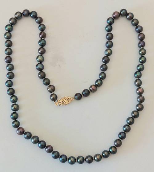 Magnificent vintage black sea pearl necklace with 9ct gold clasp WOW!!