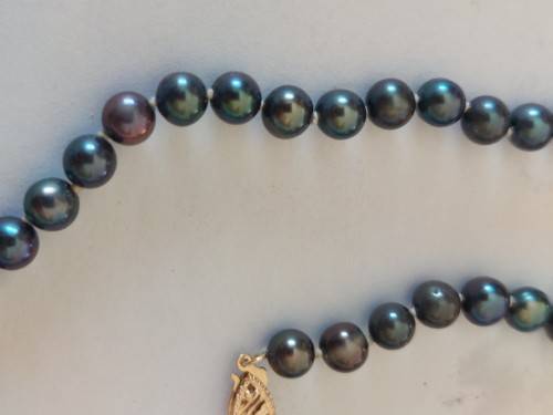 Magnificent vintage black sea pearl necklace with 9ct gold clasp WOW!!