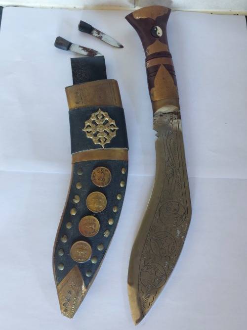 Wow!! Large Vintage Nepal Kukuri dagger Value R3500