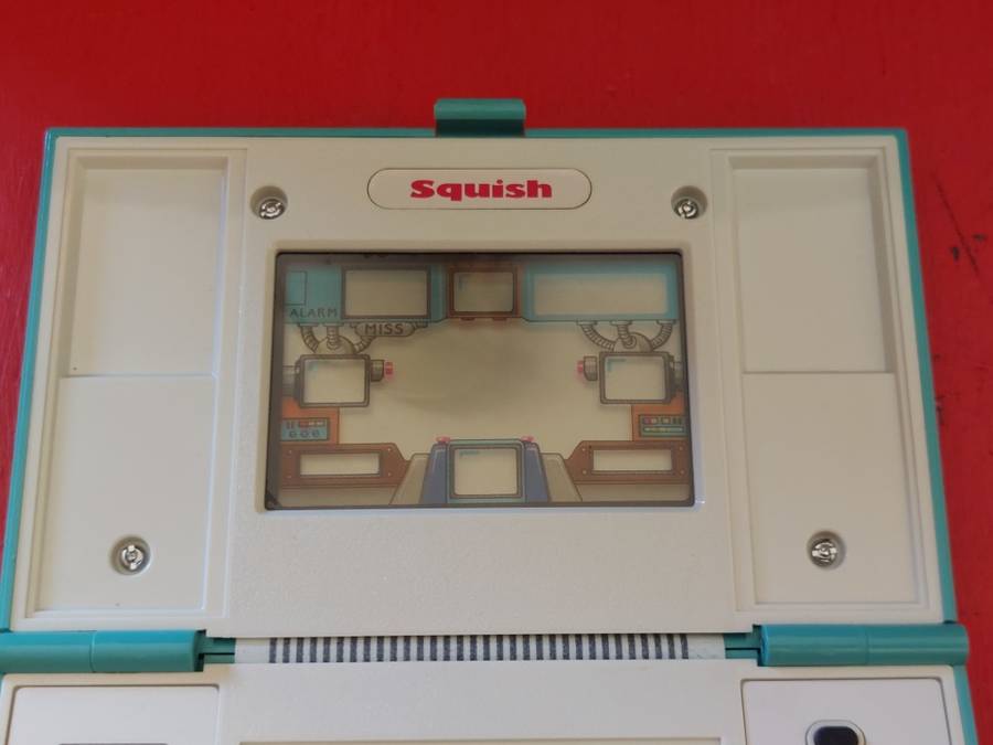 Rare!! 1986 Nintendo Squish game Mint Condition & 100% working!!