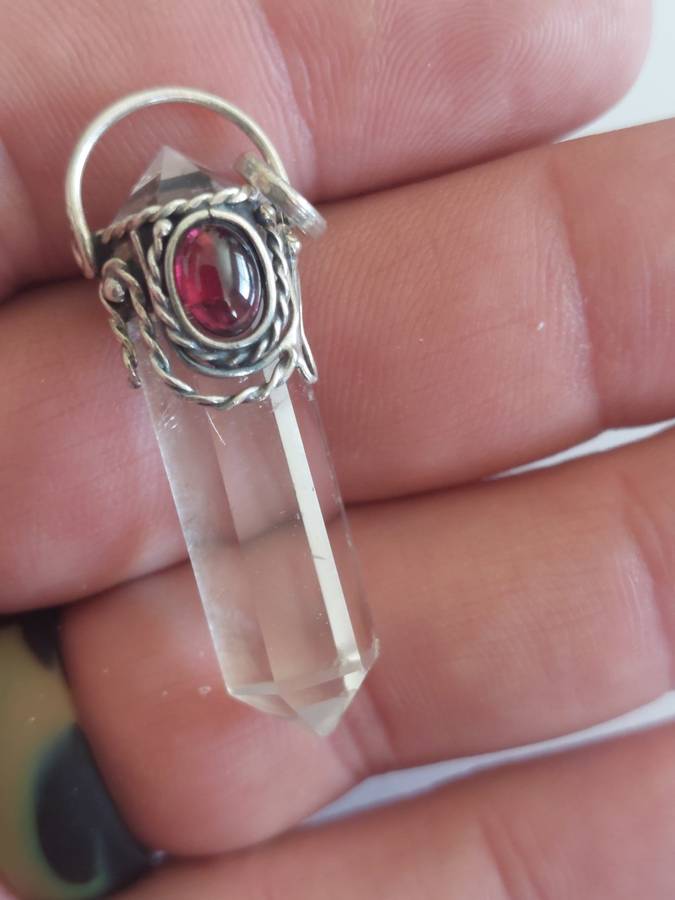 Vintage sterling silver rock crystal & garnet pendant 9,7g