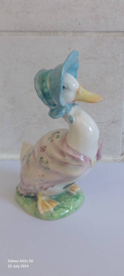 Lovely vintage Beswick "Beatrix Potter" Jemima Puddleduck figure