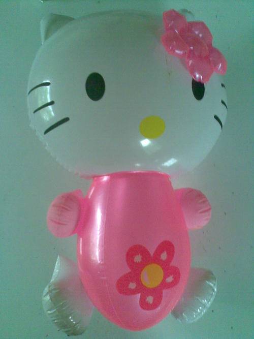 Inflatable Hello Kitty!!!!! To cute!!!! Postage only R30 and R10 per additional item!!!!!!!!!!!!!!!!