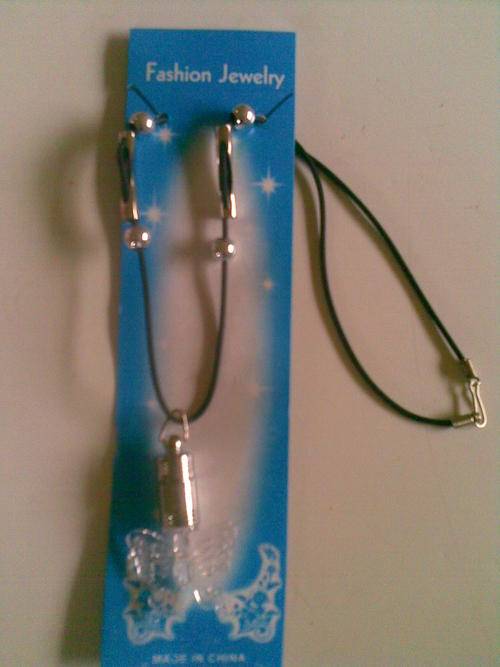 Fashionable Flashing Disco butterfly Necklace, Flashes Light blue, Batteries included!!!!