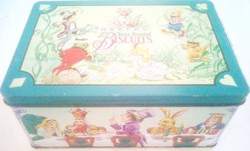 Relisted due to non payment!!! Totally stunning alice in wonderland metal tin.