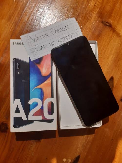 Samsung Galaxy A20 (water damaged)