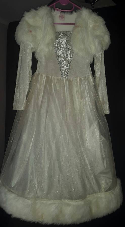 ICE QUEEN Girls Party Dress with Faux fur collar and hooped skirt * Value R750