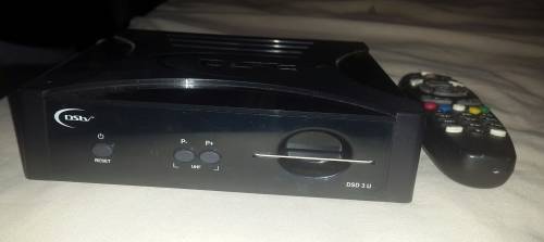 DSTV Decoder with remote * As new