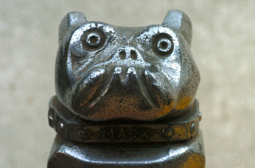 VINTAGE MACK TRUCK BULLDOG