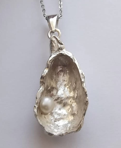 Knysna Lagoon Oyster with Freshwater Pearl
